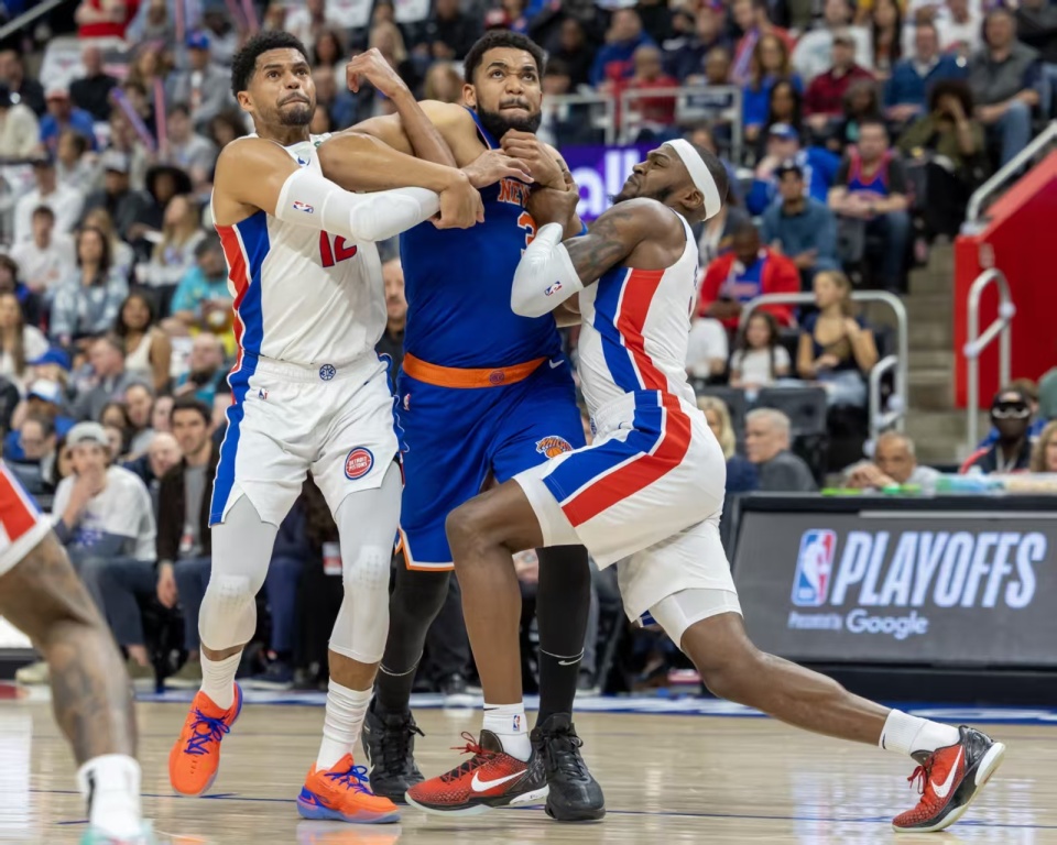 凭借这脚惊 凭借这脚惊